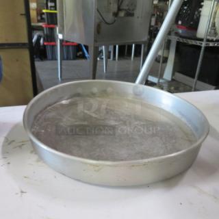 14.5-inch commercial bake pan, aluminum, used condition, round shape, suitable for professional baking needs.