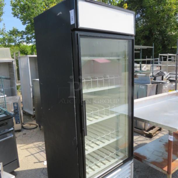 True GDM-26 glass display cooler, 1 door, 5 racks, 115V, 30"x30"x79", used condition, functional, valued at $3203.32.