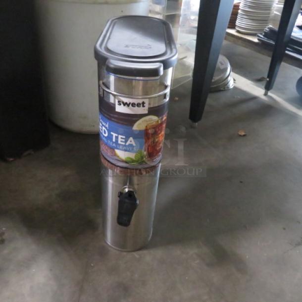Bunn Slim Jim Tea Satellite, stainless steel, black lid, "Sweet Iced Tea" label, spout front, gently used condition.