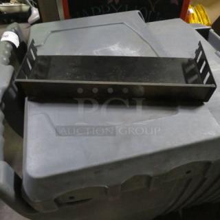 One lot of 4 wooden/metal shelves/holders, featuring sturdy construction, in good condition, suitable for storage or display.