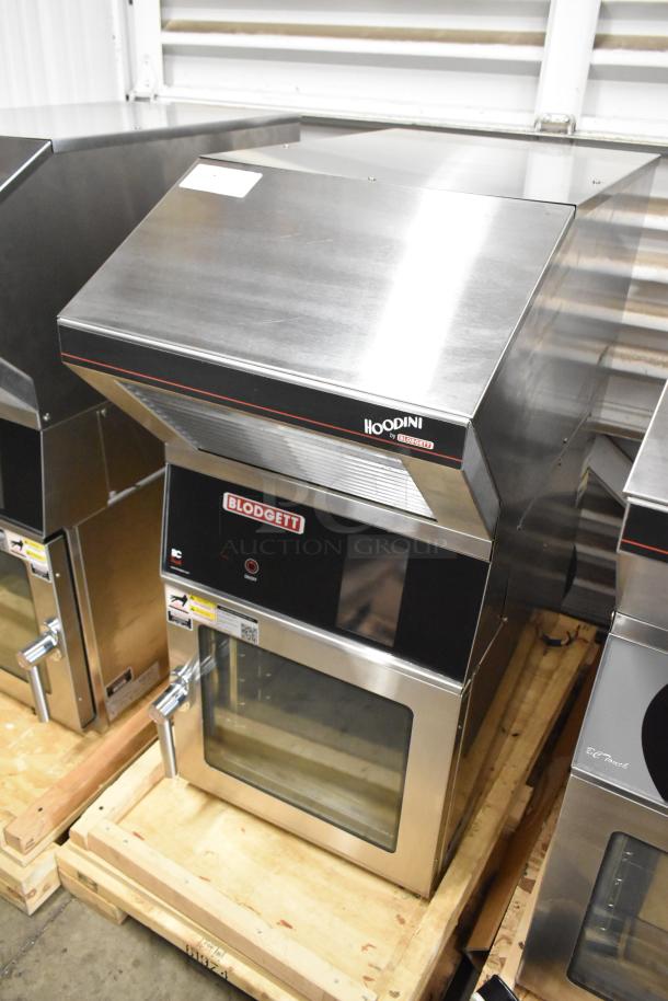 BRAND NEW 2022 Blodgett BLCT-6E-H stainless steel ventless combi convection oven, 208V, 3 phase, minor scratches.