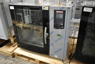 Brand new 2023 Blodgett CPE-gas 2.10/BLCT 102 convection oven, stainless steel, 81,800 BTU, view-through door.