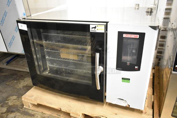 Brand new Blodgett BLCT-62 stainless steel convection oven, 2020 model, view-through door, metal rack, 240V, 3 phase.