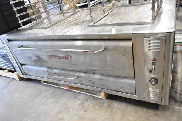 2021 Blodgett 1060B stainless steel single deck pizza oven, natural gas, 85,000 BTU, minor wear, commercial-grade.