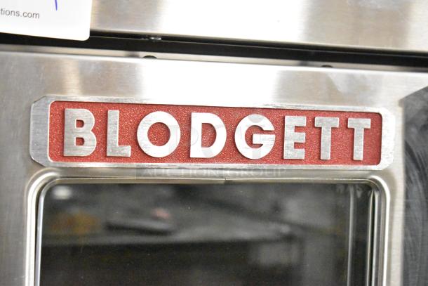 BRAND NEW SCRATCH AND DENT! 2019 Blodgett Zephaire-100-G convection oven with stainless steel, view-through doors.
