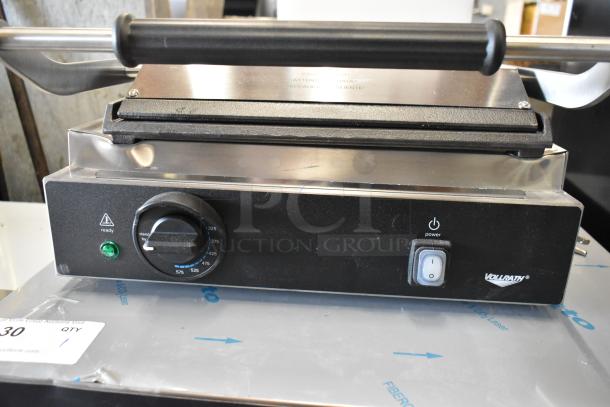Brand new 2024 Vollrath TSI7011 single panini grill, scratch and dent, smooth plates, 13.5"x9.25" surface, 120V.