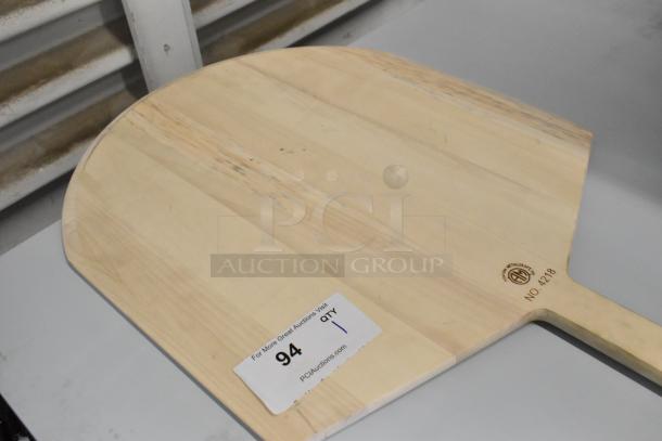 BRAND NEW SCRATCH AND DENT! American Metalcraft wooden pizza peel, 18"x18" blade, 23" handle, Model 4218, visible minor scratches.