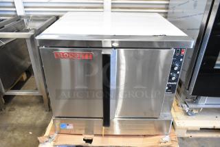 BRAND NEW SCRATCH AND DENT! 2024 Blodgett Zephaire-200-G-ES Stainless Steel Commercial Natural Gas Powered Full Size Convection Oven w/ Solid Doors, Metal Oven Racks, Thermostatic Controls. 50,000 BTU. - Item #1202849