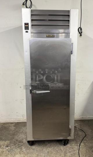 TRAULSEN G10010 30" reach-in refrigerator with right hinged door. Tested, working condition. Features digital controls.
