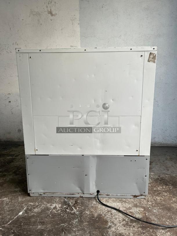 Steel/White Grab & Go open top display cooler, tested and working, rectangular, minor wear, visible power cord.