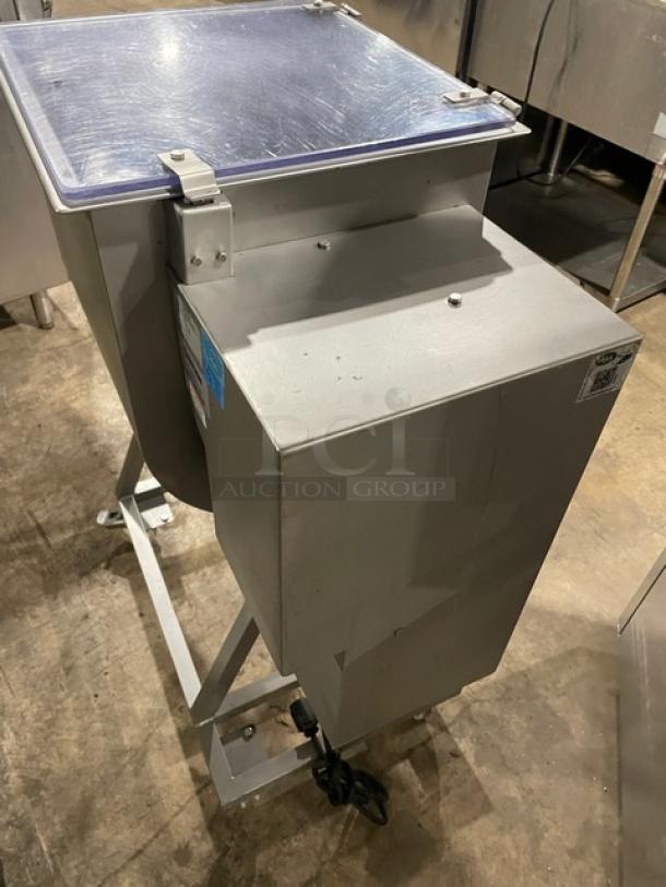 Tre Spade/Omcan MX-50 meat mixing machine, 2020 model, heavy-duty, electric, free-standing, on casters, 220-240V.