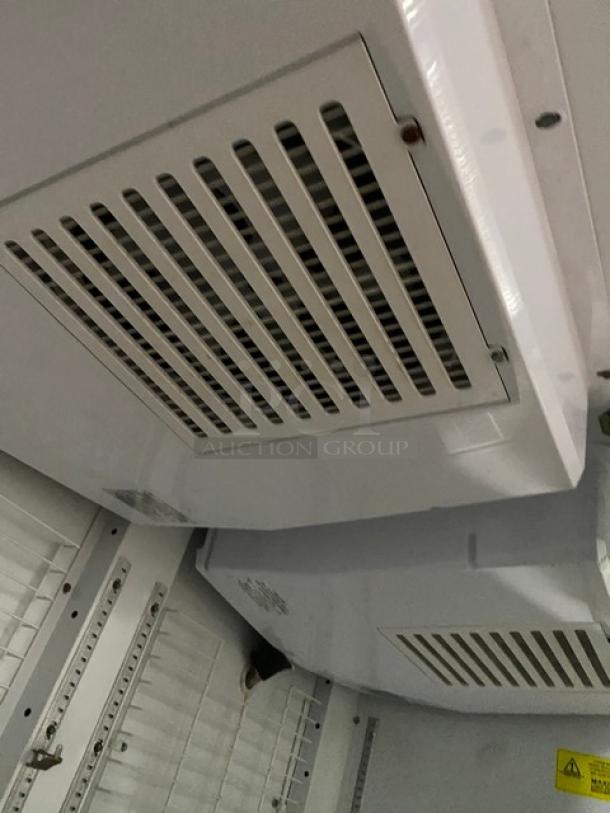 Kool-It Signature Series freezer vents and interior view. Model 163LX46FB, commercial grade, in excellent condition.