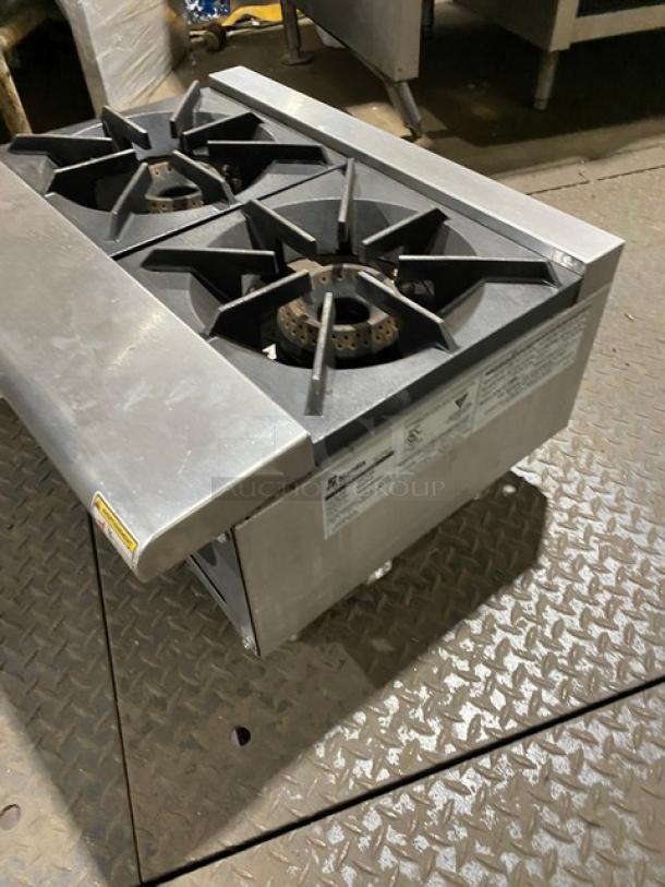 APW Wyott Workline GHPW2i stainless steel 2-burner countertop hot plate, natural gas, on legs, model SN: 051621606001.