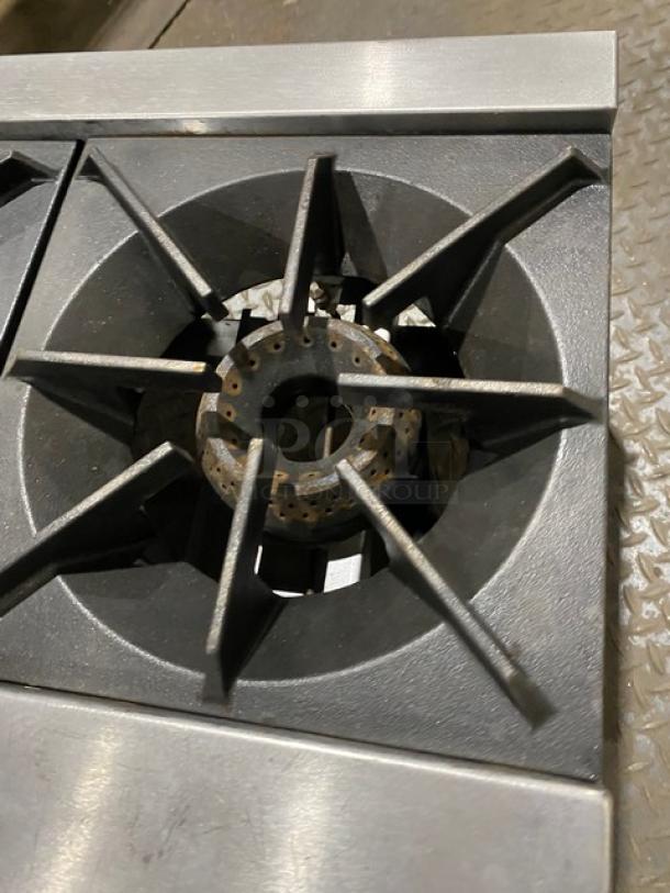 APW Wyott Workline GHPW2i stainless steel 2-burner gas hot plate, model on legs, visible burner detail.
