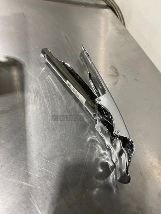 NEW Amercian Metalcraft Model 9525 pan gripper, nickel-plated, in pristine condition, commercial use.