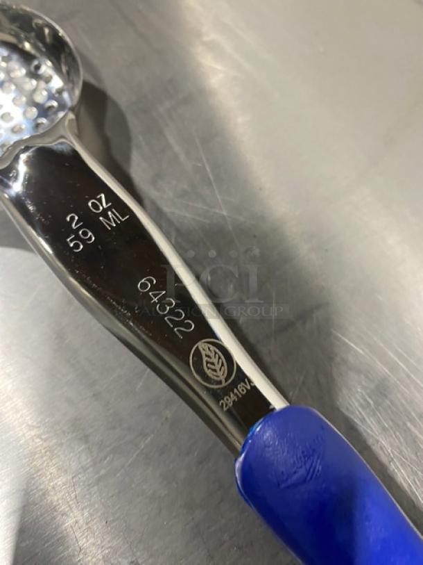 Vollrath Jacobs Pride 2 oz. perforated food portioner spoon, model 64322, stainless steel, blue grip handle, new condition.