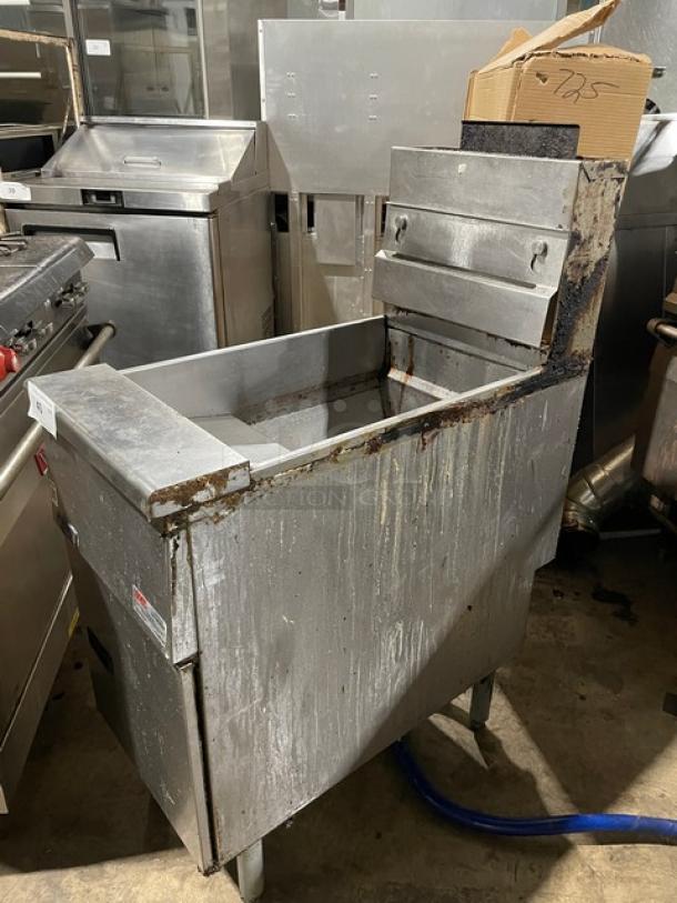 Pitco VF35S commercial stainless steel deep fryer, 35 lb capacity, with backsplash, basket hanger, blue gas connector, on legs.