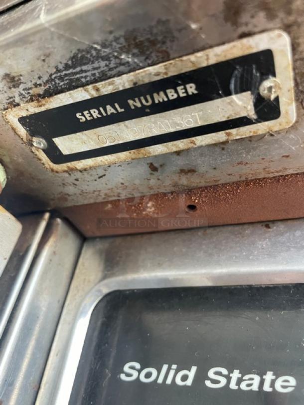 Blodgett Solid State commercial stainless steel double convection oven with serial number 051497RA136T.