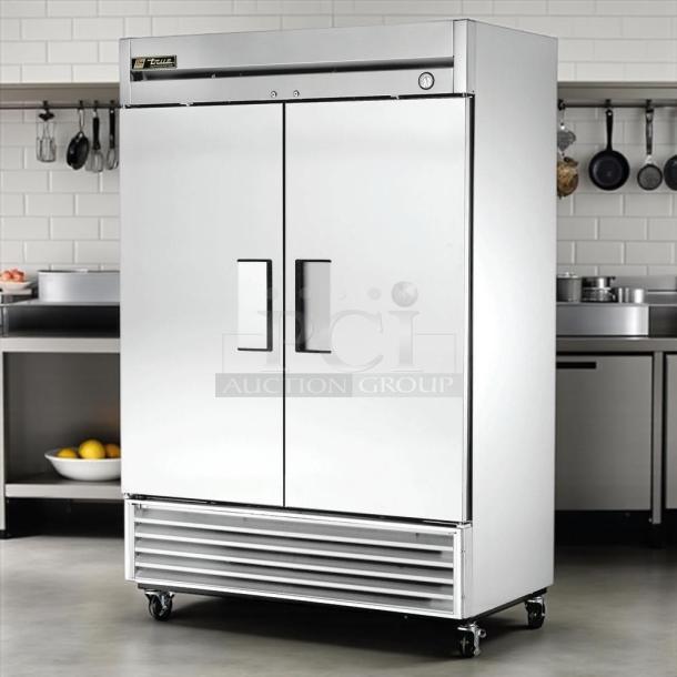 True TS-49-HC 49 Cu.Ft. stainless steel reach-in refrigerator, two-section, tested, working condition, 115v.