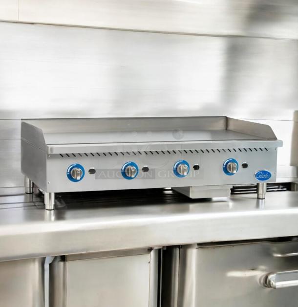 Globe GG48TG 48" countertop thermostatic gas griddle, natural gas, fully tested, excellent condition, stainless steel.