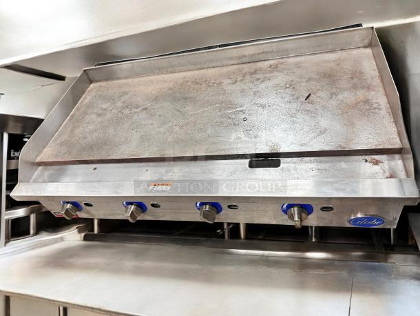 Globe GG48TG 48" countertop thermostatic gas griddle, natural gas, fully tested, working, metal surface, adjustable knobs.