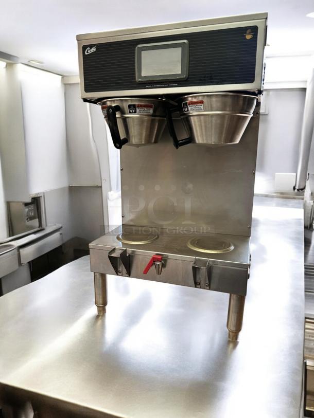 Curtis G4 ThermoPro Twin Automatic Coffee Brewer, dual system, 220V, excellent condition, fully tested, stainless steel.