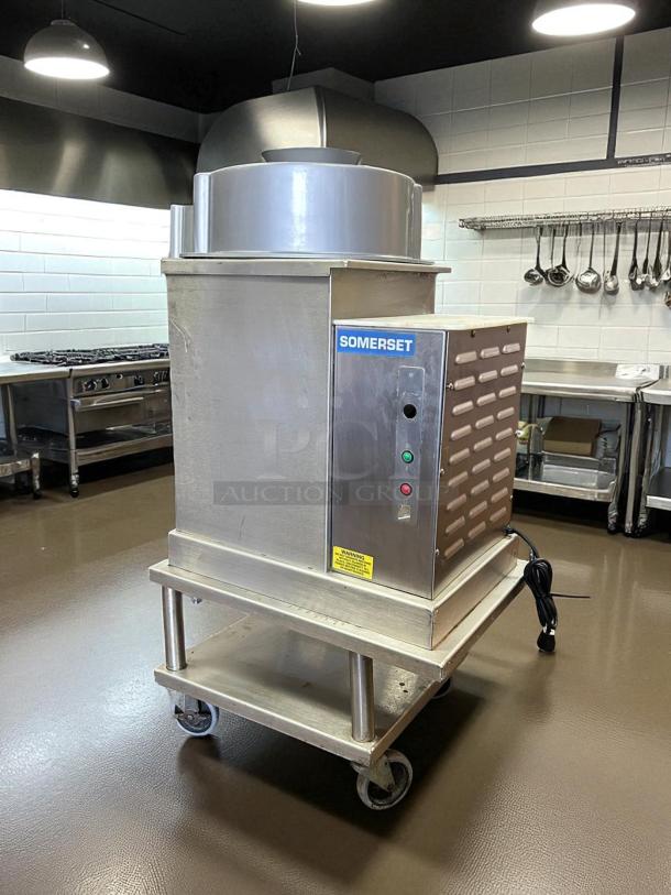 Somerset SDR-400 heavy-duty dough rounder in excellent condition, 115v, tested and working. Branded with Somerset label.