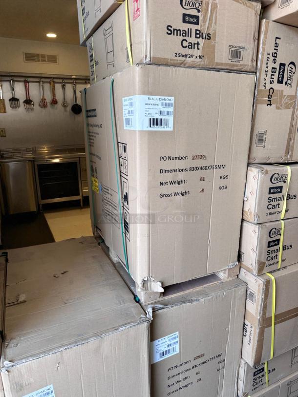 Brand new Black Diamond BDGF-ES35/NG 35 lb Energy Star gas fryer in box, natural gas compatible. Box shows model, dimensions, weight.