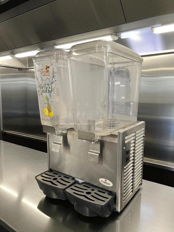 Crathco D25-4 Classic Bubbler Beverage Dispenser, dual 5-gallon bowls, high-impact plastic, excellent condition, fully tested.