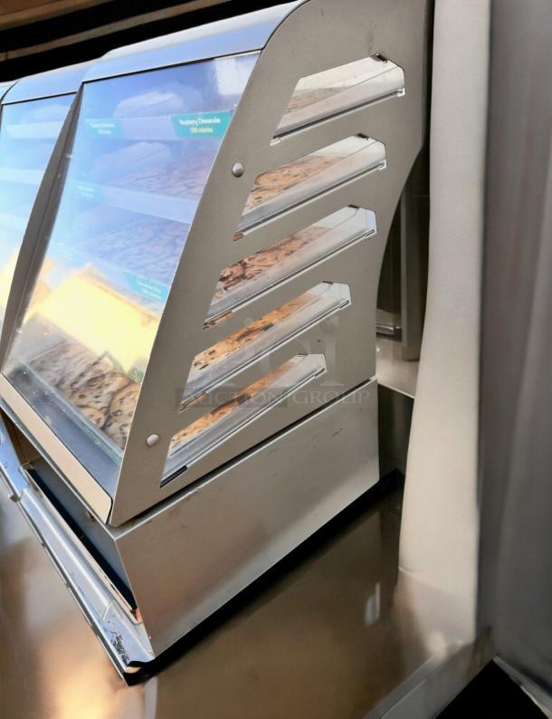 Nemco 6490-SUBA cookie display case, great condition, 24"H x 17"W x 12"D, stainless steel, clear windows, tested and working.