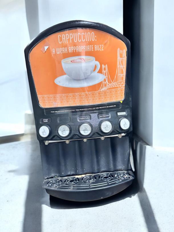 Grindmaster PIC5 4-flavor cappuccino dispenser in excellent condition, 120V, fully tested, offers various hot beverages.