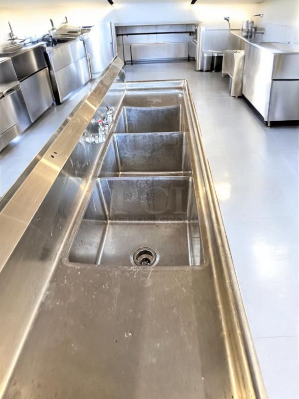 GSW 3-compartment stainless steel sink with dual drainboards, NSF certified, excellent condition, fully tested.