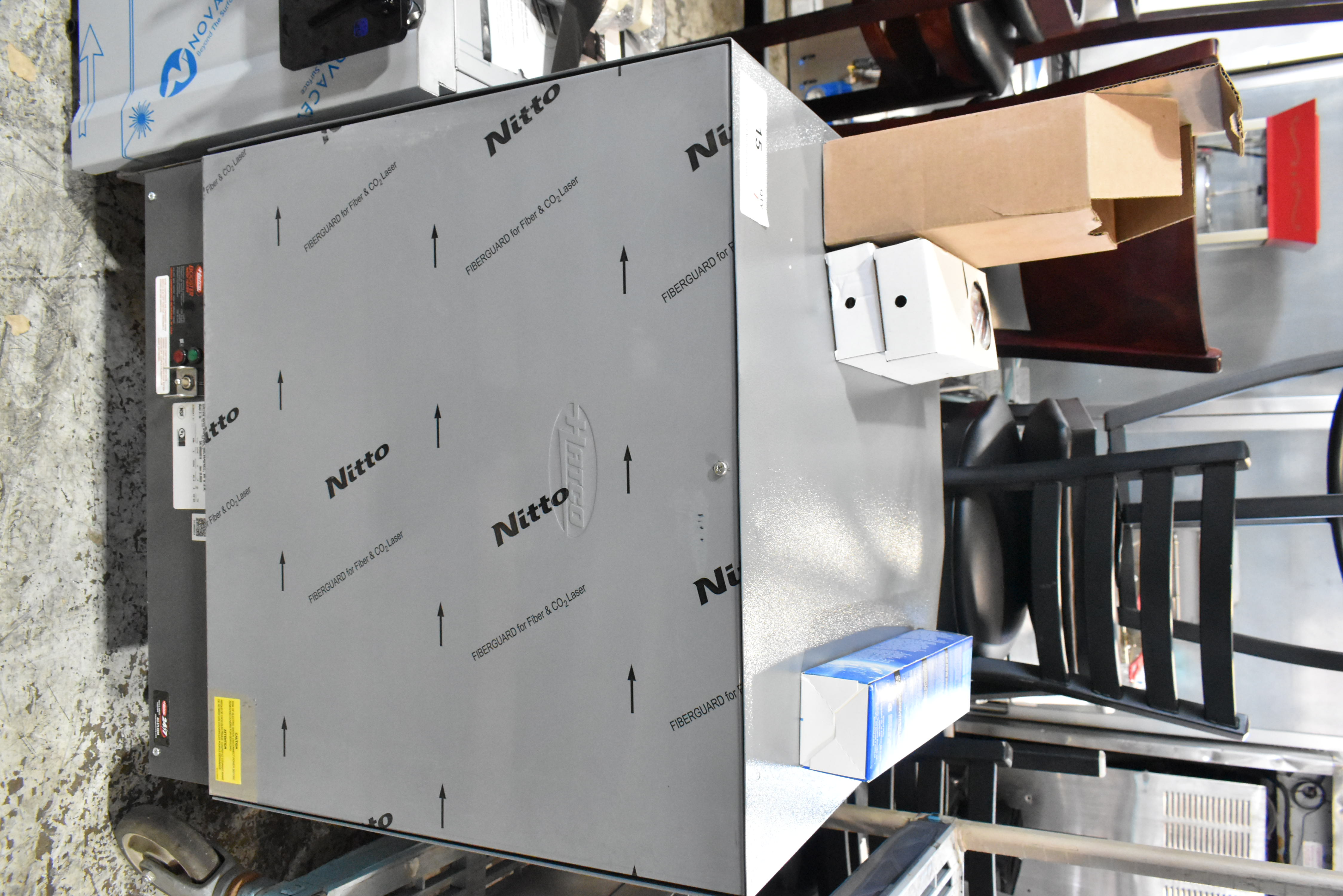 Standalone booster heater unit for high-temperature dishwashing