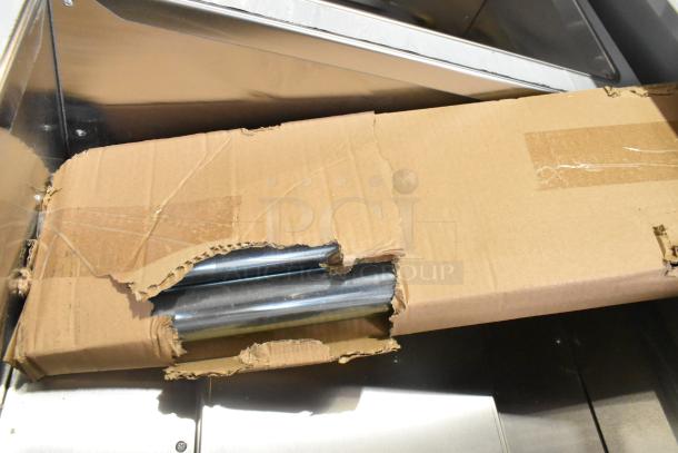BRAND NEW 2025 ServIt 423GST3WELP stainless steel steam table, 10,500 BTU, visible scratch and dent on packaging.