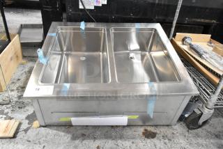 Brand new ServIt 423SDW2A stainless steel two-pan insulated drop-in hot food well, 120V, 1 phase, slight scratches.