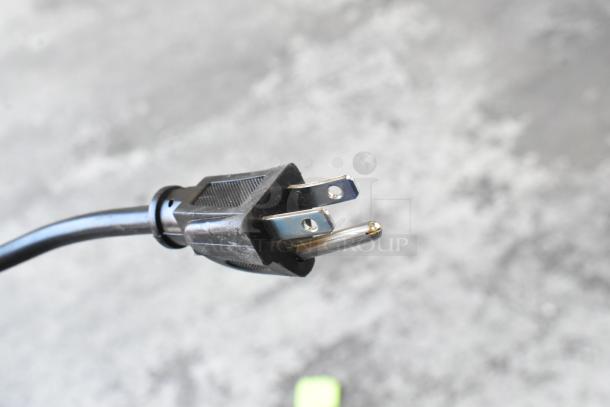 Close-up of a power plug for the IDW G4-H0234B commercial reach-in cooler, 115 volts, 1 phase.