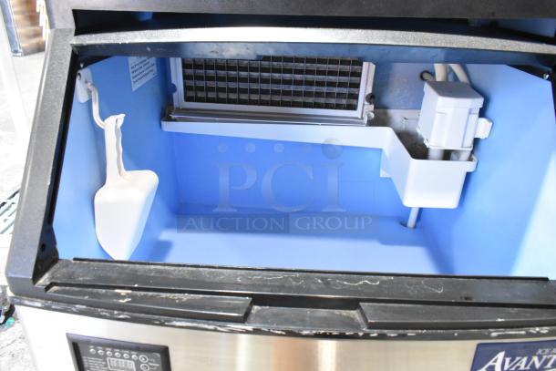 Brand new Avantco 194UC160FA stainless steel undercounter ice machine, 152 lb capacity, 115V, 1 Phase, slight scratches.