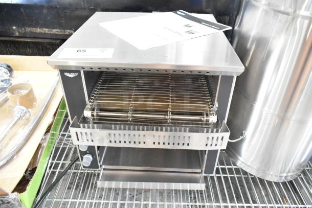 Brand new Vollrath JT1H conveyor toaster, 2 1/2" opening, 120V, 1 phase, stainless steel, scratch and dent condition.