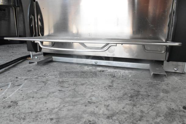 Necta Kolbalto metal commercial espresso machine, countertop model. Automatic, 208/250V, 1 phase. Appears in used condition.