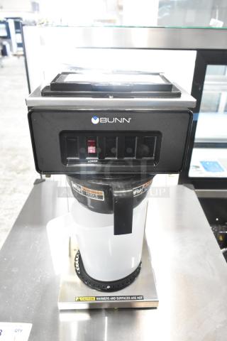 BRAND NEW SCRATCH AND DENT! 2025 Bunn VP17-1 Stainless Steel Pourover Coffee Brewer with 1 Lower Warmer. 120 Volts, 1 Phase. - Item #1203707