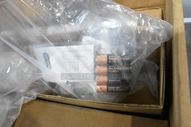 Brand new CO100CY70KPSPA626BR storeroom keypad in original packaging, includes instructions and batteries. Scratch and dent condition.