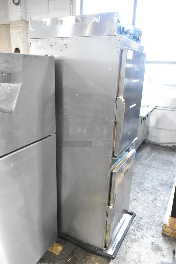 Alto Shaam 1000-TH-I stainless steel Cook N Hold oven on casters, 208-240 volts, 1 phase; commercial use.