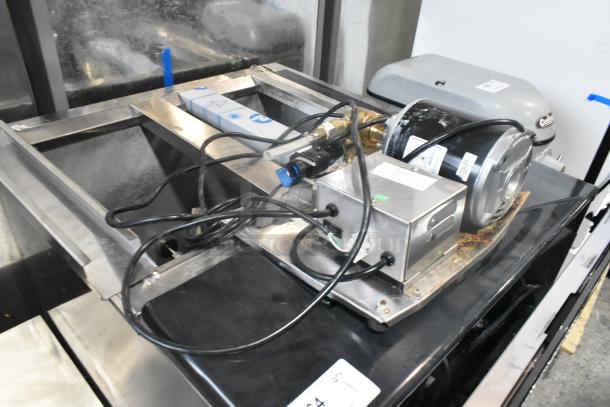 2022 Lancer TP 30 metal countertop carbonated beverage machine, visible wiring, screen damage noted, 115V, 1 phase.