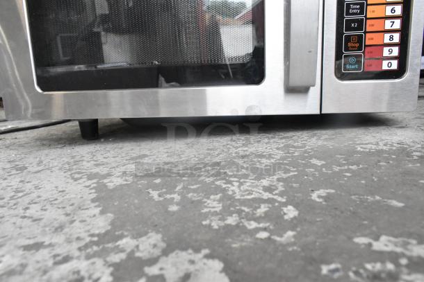 BRAND NEW 2025 Solwave 180MW1000SS Stainless Steel Commercial Microwave, Scratch and Dent, Push Button Controls, 120V, 1 Phase.