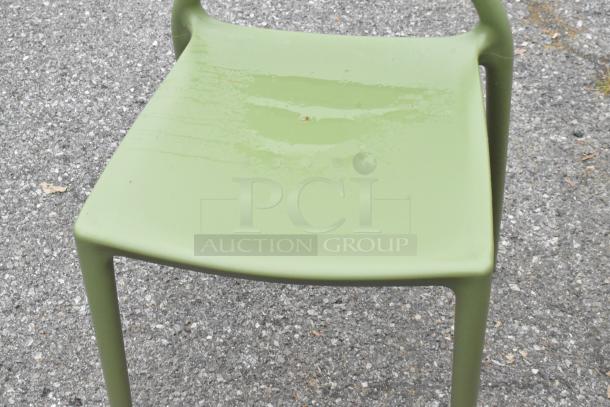 8 new Tramontina Sofia dining chairs, green, scratch and dent, sturdy construction, ideal for indoor/outdoor use.