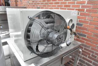 Modine HD 100AS0111FBAN metal commercial heater, 115V, 1 phase, features sturdy fan and wiring, in good condition.