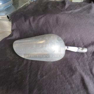 One 85oz Aluminum Ice Scoop. - Item #1206208