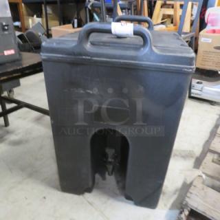 One Cambro Portable 11.75 Gallon Beverage Dispenser. #1000LCD. $259.00 - Item #1206452