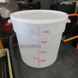 18-quart food storage container with lid, marked in liters and quarts. Transparent, white plastic, excellent condition.
