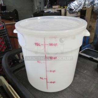 18-quart white food storage container with lid, measurement markings, used condition.